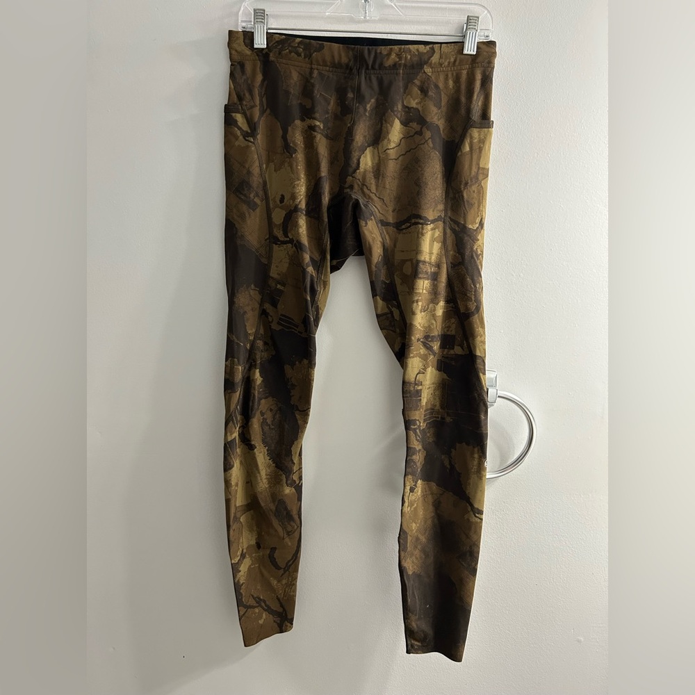 Lululemon men’s Tight Stuff Tight Full-On Luxtreme Mmic Camo Map - Picture 2 of 7